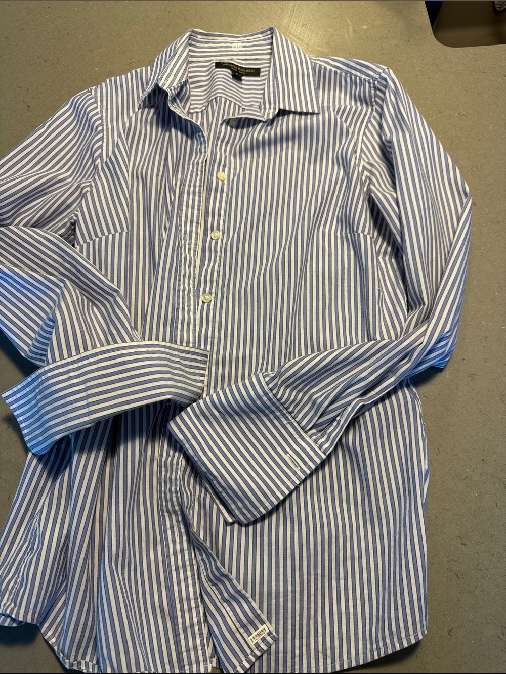 Banana Republic Blue and White Vertical Stripe Women's Dress Shirt